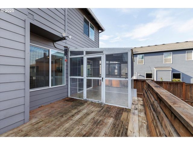 16225 Sw PALERMO Ln, Portland, OR 97223