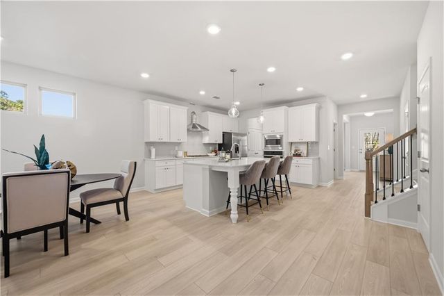 2555 Dixon Place, Lawrenceville, GA 30045