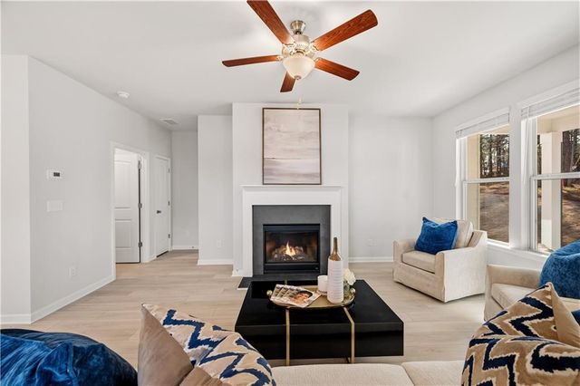 2555 Dixon Place, Lawrenceville, GA 30045