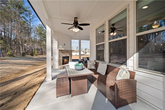 2555 Dixon Place, Lawrenceville, GA 30045