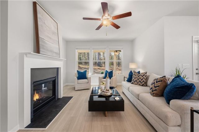 2555 Dixon Place, Lawrenceville, GA 30045