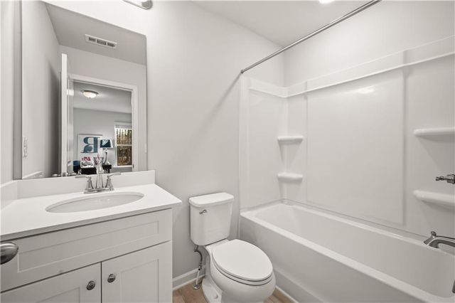 2555 Dixon Place, Lawrenceville, GA 30045