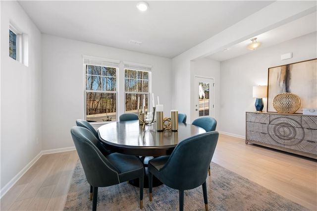 2555 Dixon Place, Lawrenceville, GA 30045