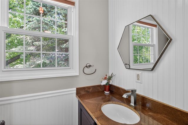 4359 Springbrook Lane, Jackson, MI 49201
