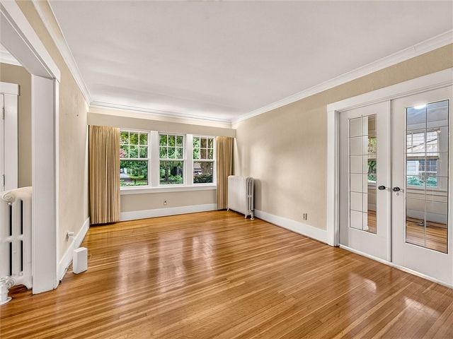 24 Couchman Avenue, Irondequoit, NY 14617