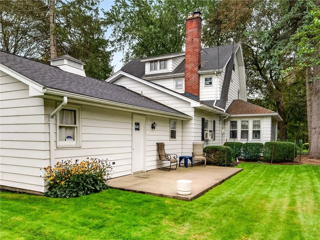 24 Couchman Avenue, Irondequoit, NY 14617