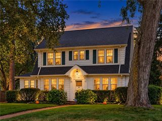 24 Couchman Avenue, Irondequoit, NY 14617