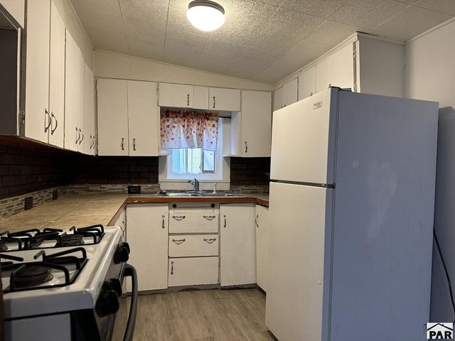 1008 W 11th St, Pueblo, CO 81003