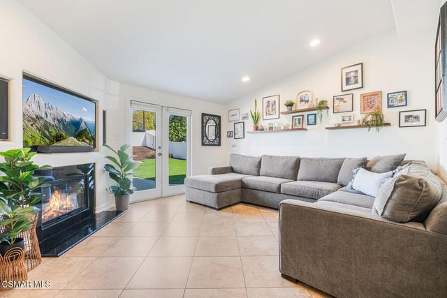 807 Briar Cliff Road, Thousand Oaks, CA 91360