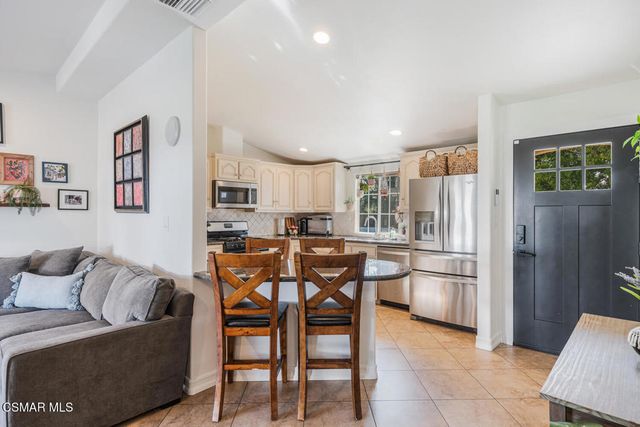 807 Briar Cliff Road, Thousand Oaks, CA 91360