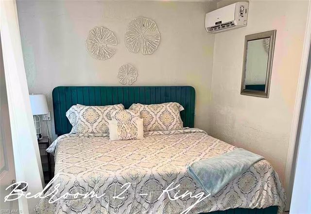 3024 Estey AVE, Naples, FL 34104