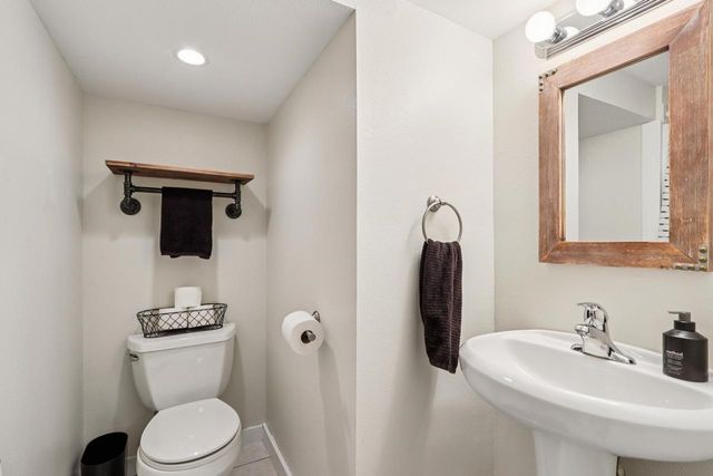 3348 S 73rd STREET, Milwaukee, WI 53219