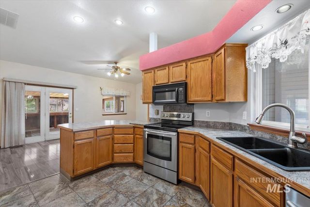 1100 Burnett Dr 225, Nampa, ID 83651