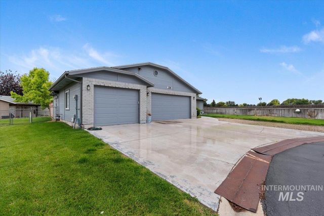 1100 Burnett Dr 225, Nampa, ID 83651