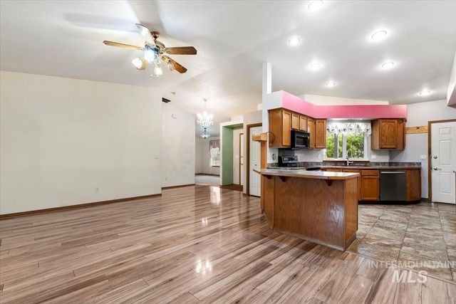 1100 Burnett Dr 225, Nampa, ID 83651