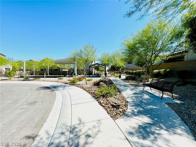 4376 Latitude Valley Court, North Las Vegas, NV 89084