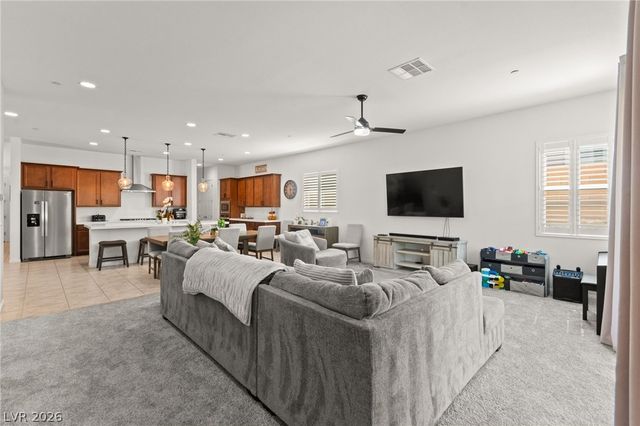 10160 Tree Blossom Avenue, Las Vegas, NV 89166