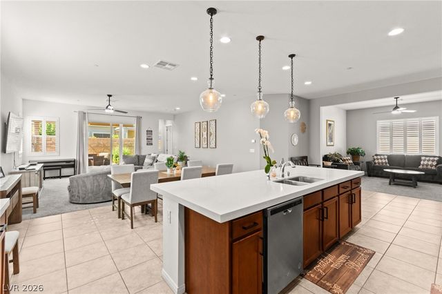 10160 Tree Blossom Avenue, Las Vegas, NV 89166
