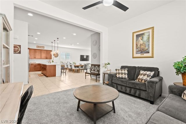 10160 Tree Blossom Avenue, Las Vegas, NV 89166