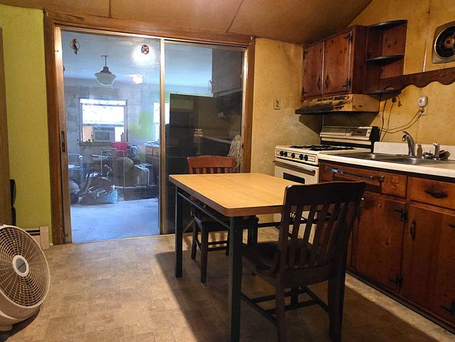 1128 PEARSONS CORNER RD, Hartly, DE 19953