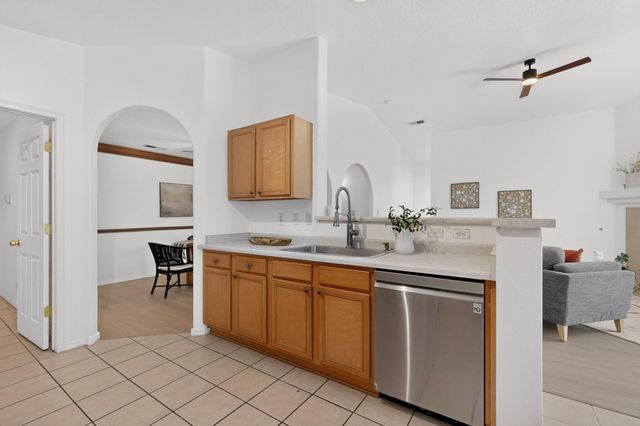 4982 Dream Dancer Drive NE, Rio Rancho, NM 87144