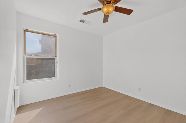 4982 Dream Dancer Drive NE, Rio Rancho, NM 87144
