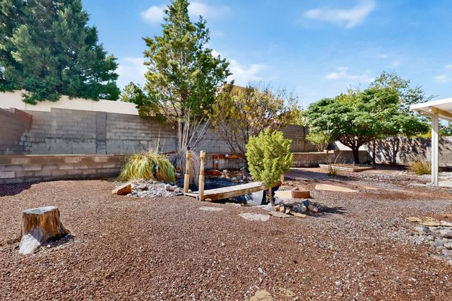 4982 Dream Dancer Drive NE, Rio Rancho, NM 87144