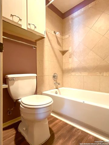 3843 Barrington St Apt 253N, San Antonio, TX 78217