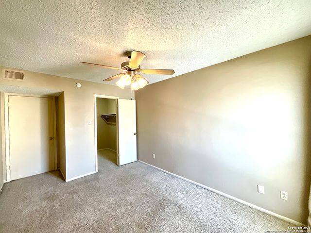 3843 Barrington St Apt 253N, San Antonio, TX 78217