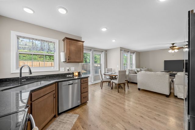 1141 Tybee Dr, Clarksville, TN 37042