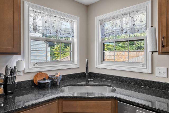 1141 Tybee Dr, Clarksville, TN 37042