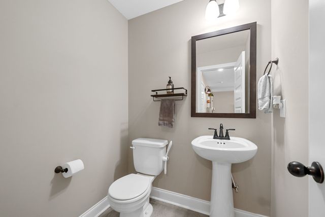 1141 Tybee Dr, Clarksville, TN 37042