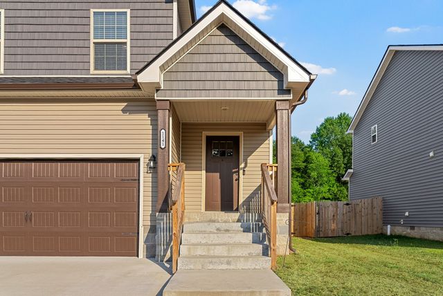 1141 Tybee Dr, Clarksville, TN 37042