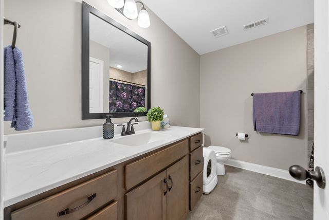 1141 Tybee Dr, Clarksville, TN 37042