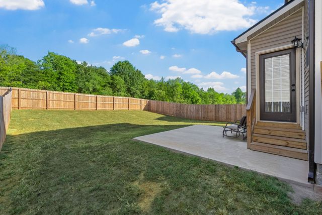 1141 Tybee Dr, Clarksville, TN 37042