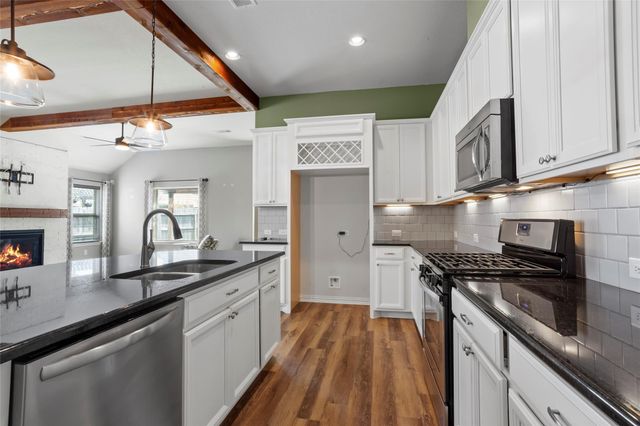 739 Mayhill Ridge Lane, League City, TX 77573