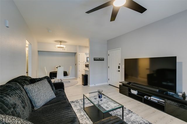7255 West Sunset Road 1103, Las Vegas, NV 89113