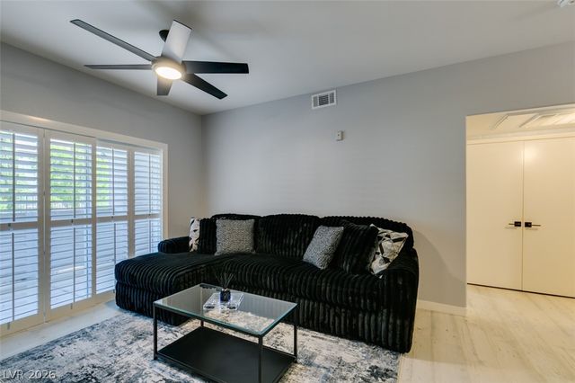 7255 West Sunset Road 1103, Las Vegas, NV 89113