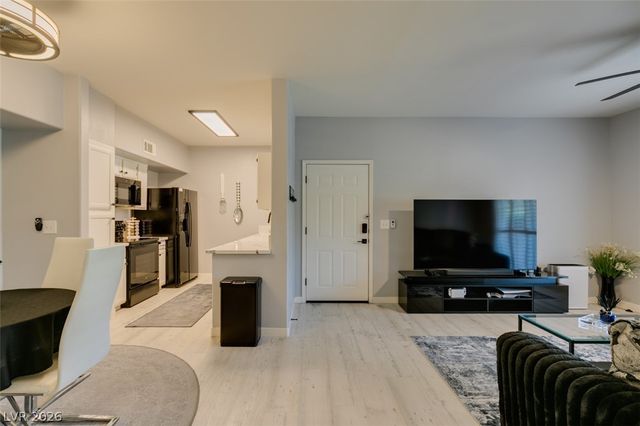 7255 West Sunset Road 1103, Las Vegas, NV 89113