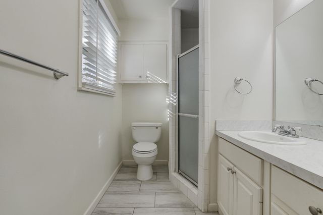 2120 53rd St, Lubbock, TX 79412