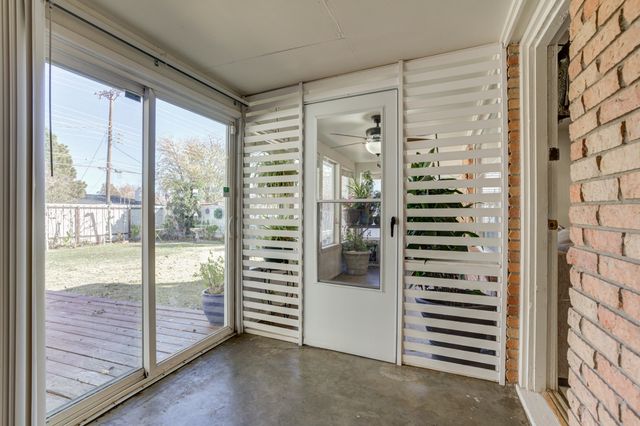 2120 53rd St, Lubbock, TX 79412