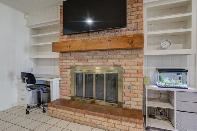 2120 53rd St, Lubbock, TX 79412