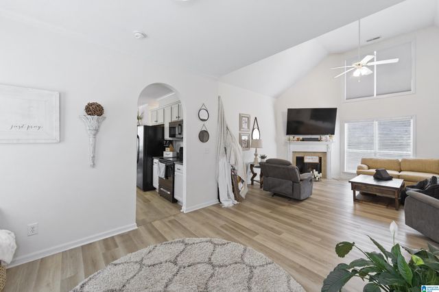 3009 VINTAGE WAY, Moody, AL 35004