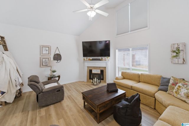 3009 VINTAGE WAY, Moody, AL 35004