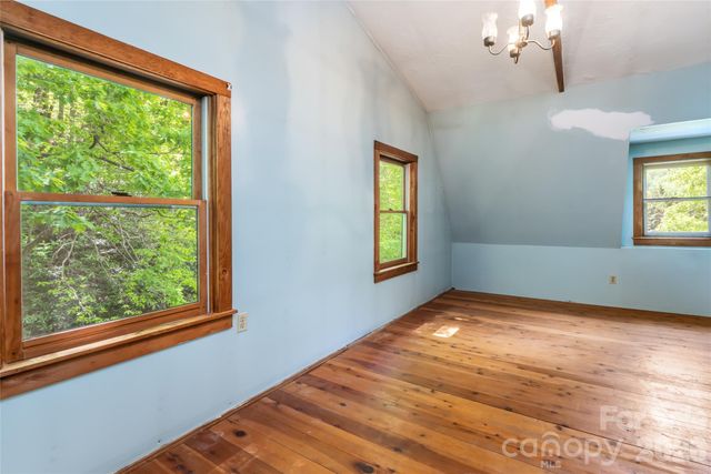 224 Seasons Drive, Clyde, NC 28721