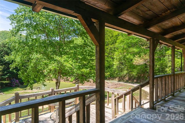 224 Seasons Drive, Clyde, NC 28721