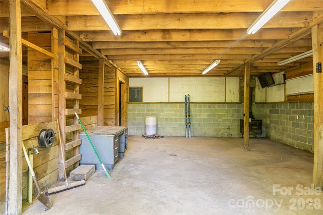 224 Seasons Drive, Clyde, NC 28721