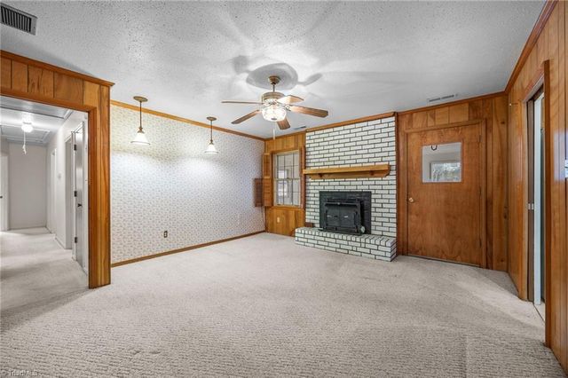 1045 S Magnolia Street, Mooresville, NC 28115