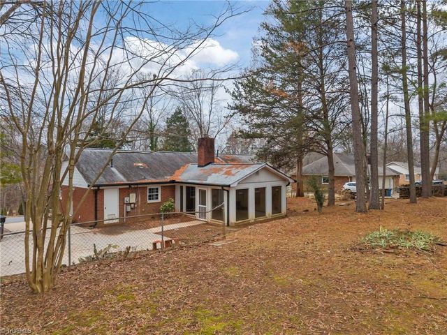 1045 S Magnolia Street, Mooresville, NC 28115