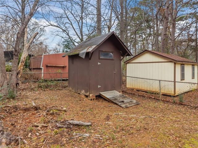 1045 S Magnolia Street, Mooresville, NC 28115